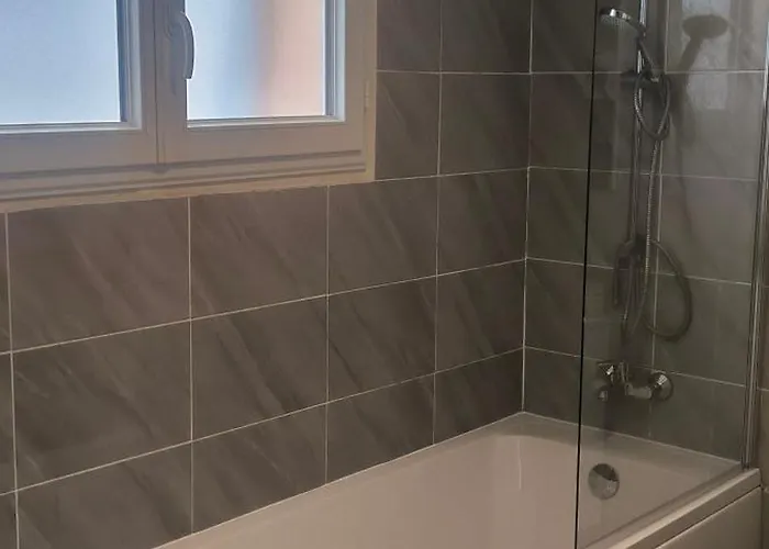 Azure Retreat * Antibes